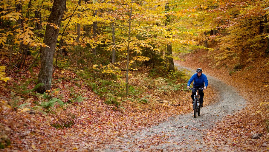 TIPPS FÜR ELEKTROFAHRRADFAHREN IM HERBST