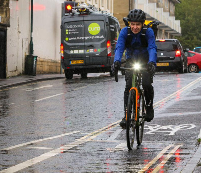 10 Tips for Riding an Electric Bike in the Rain – eSoulbike